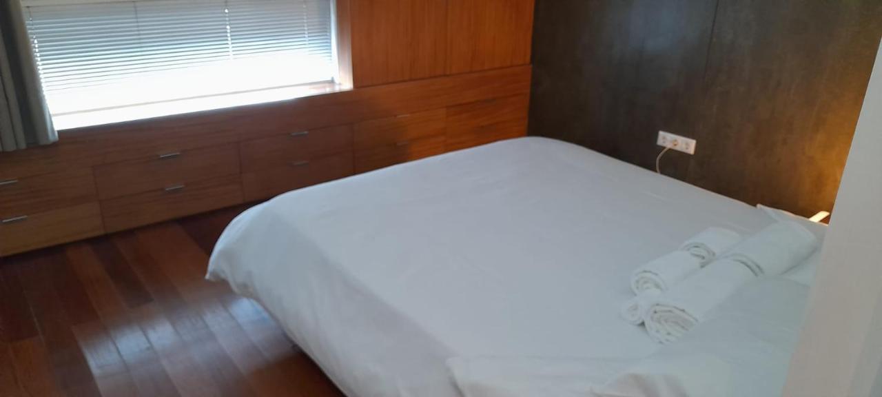 Stunning 2 Double Bedroom Designer Beach House. Понта-Делгада Екстер'єр фото